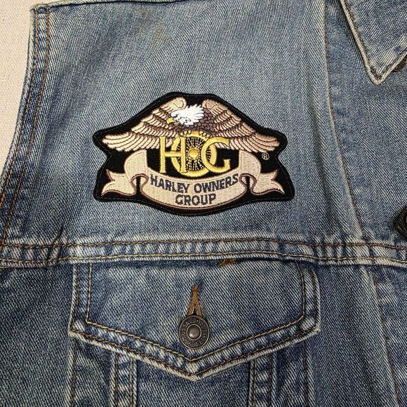 Vintage Levis 70507 Trucker Cutoff Vest Jacket Mens 2XL Biker Patches And Pins - Picture 6 of 12